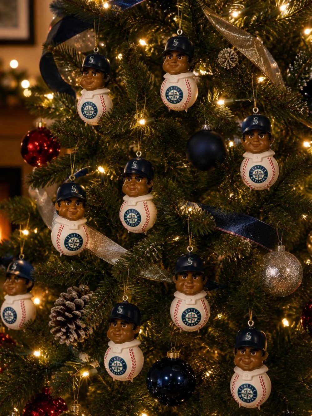 NWT Vintage 2004 MLB Seattle Mariners Major League Sluggers Christmas Ornaments